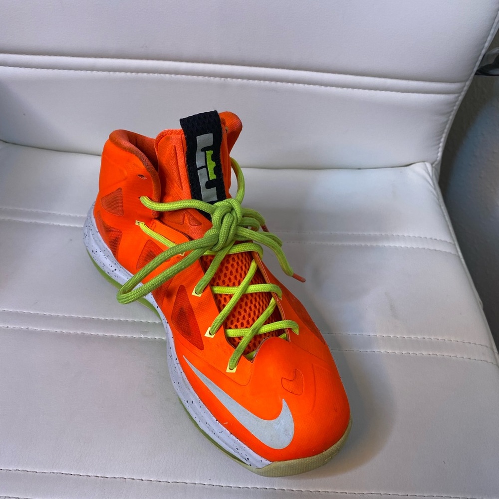 Lebron X Sneakers